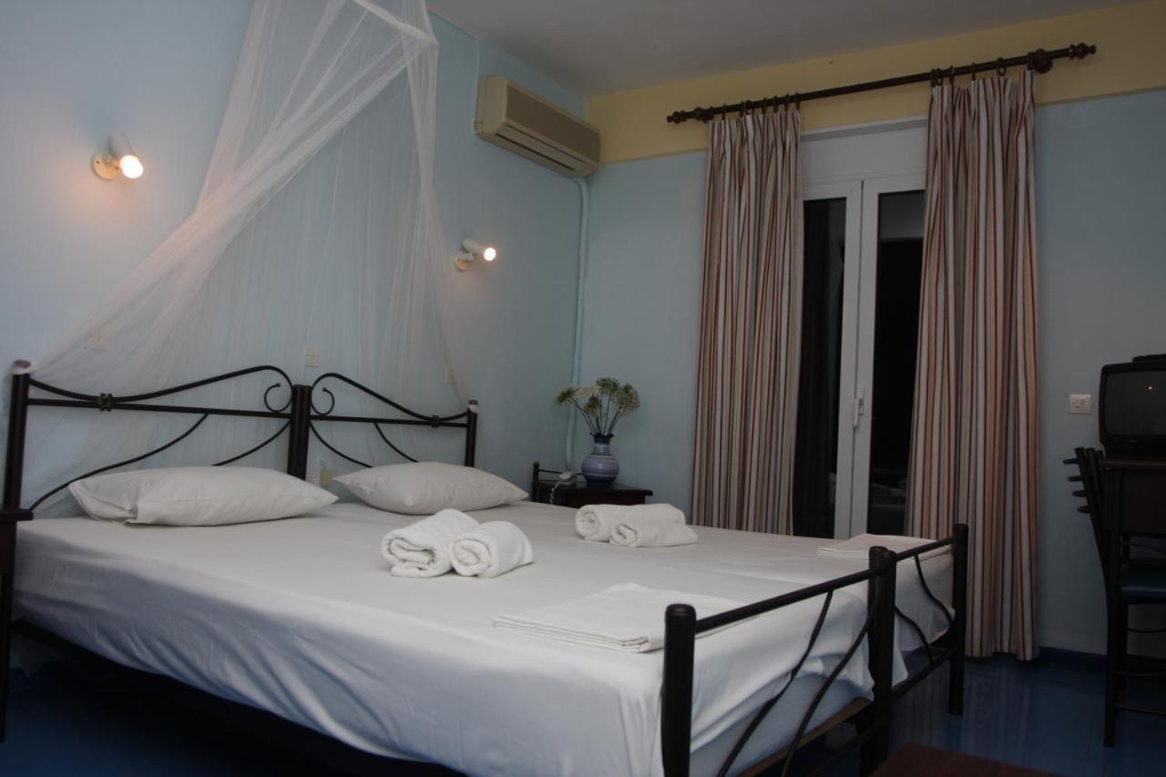 Pebble Beach Hotel Plomari Extérieur photo