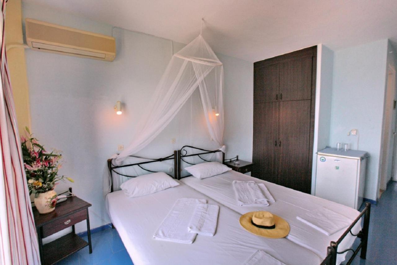 Pebble Beach Hotel Plomari Extérieur photo